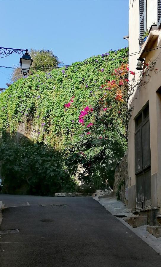 Beautiful Renovated Studio With View- Old Ιέρ Εξωτερικό φωτογραφία